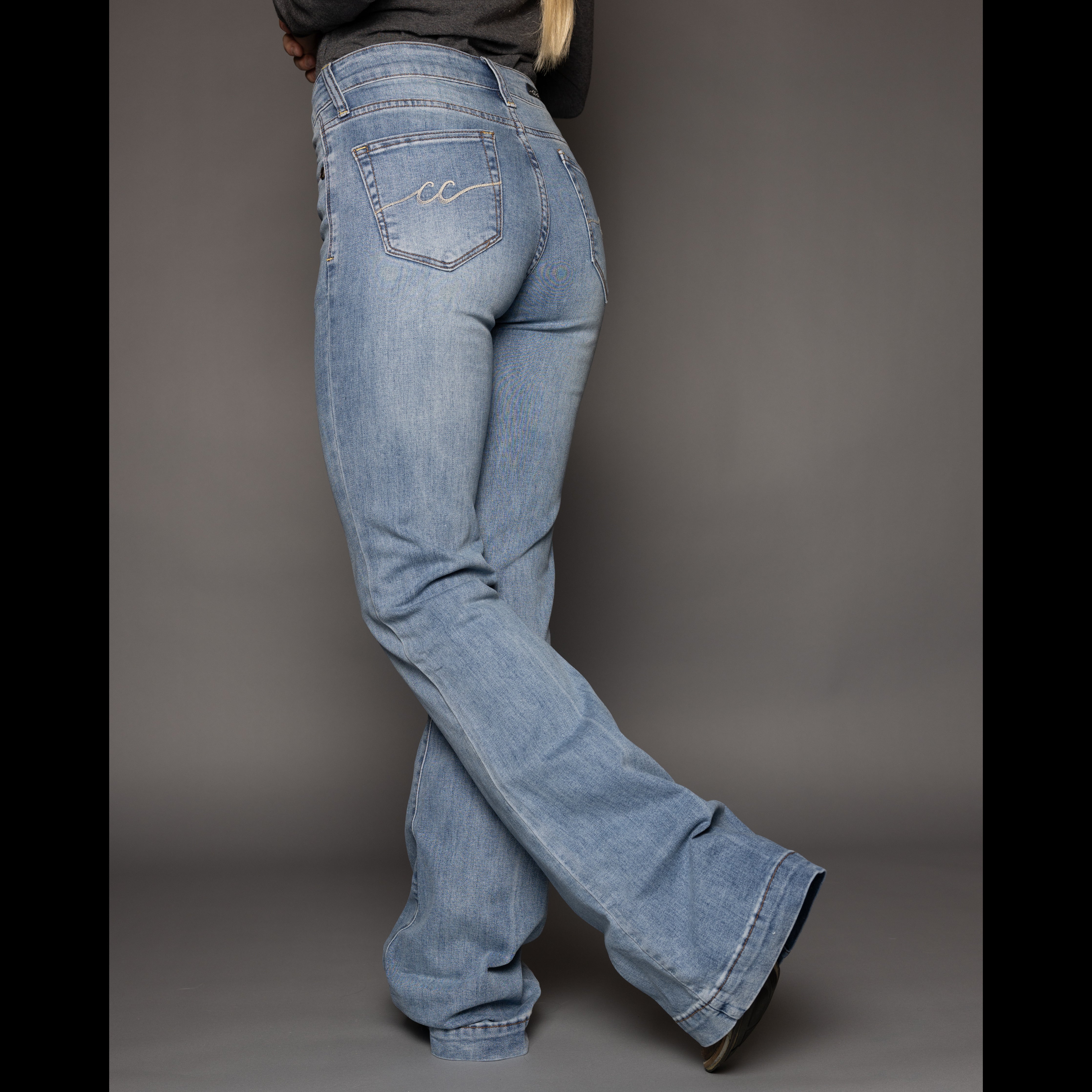 CC Carissa Classic Light Wash Jean